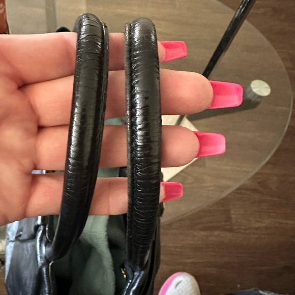 💜 guaranteed Authentic Prada Black Fiocco Bow Calf Leather
Handbag💜 - Picture 5 of 16